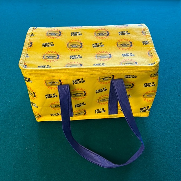 Twisted tea cooler bag - Picture 1 of 3